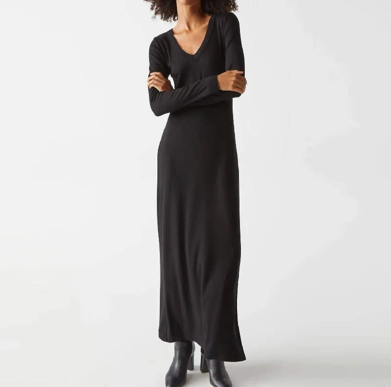 Comfortable Casual Women's Clothing Fowler V-Neck Maxi In Black