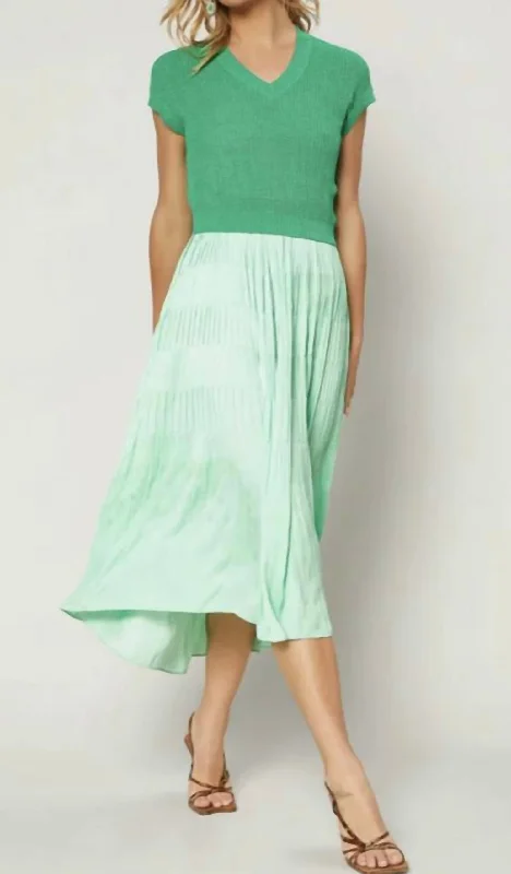 Women's Elegant Evening Outfit Cami Dress Sweater Set W/ Pleats On Skirt In Green