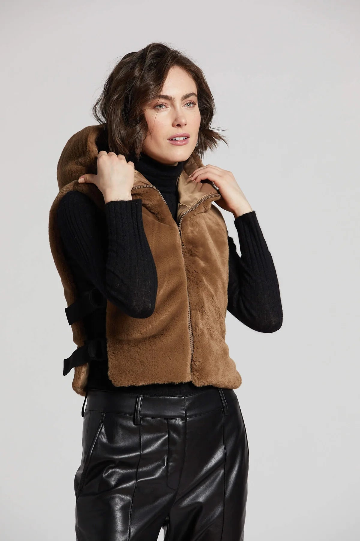 Modern Women's Apparel Peanut Faux Fur Hooded Vest - Walnut