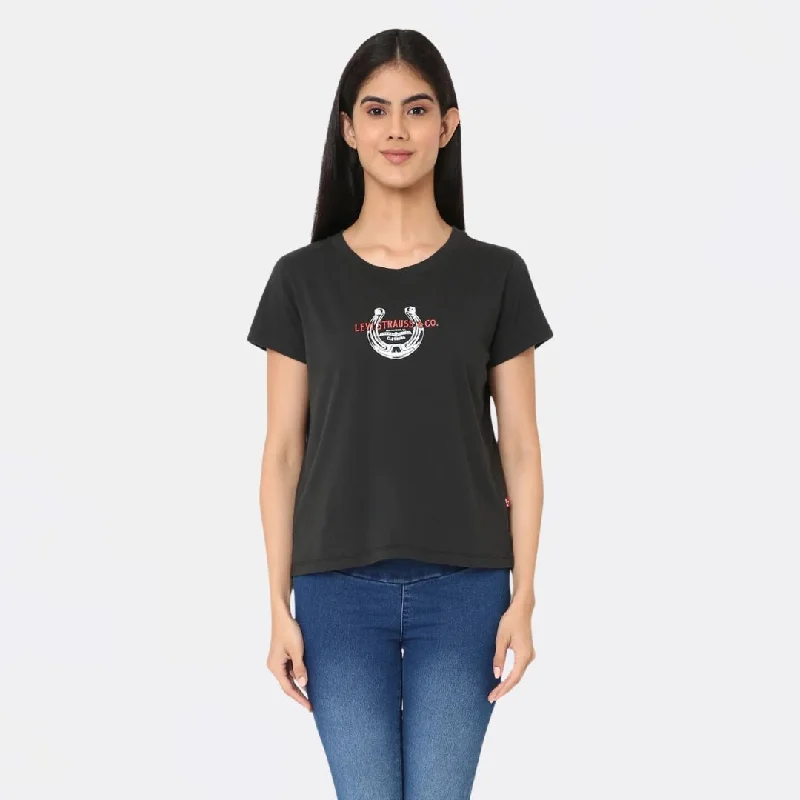 Stylish Women's Outerwear Apparel Graphic Boxy T-Shirt (Horseshoe Pirate Black)