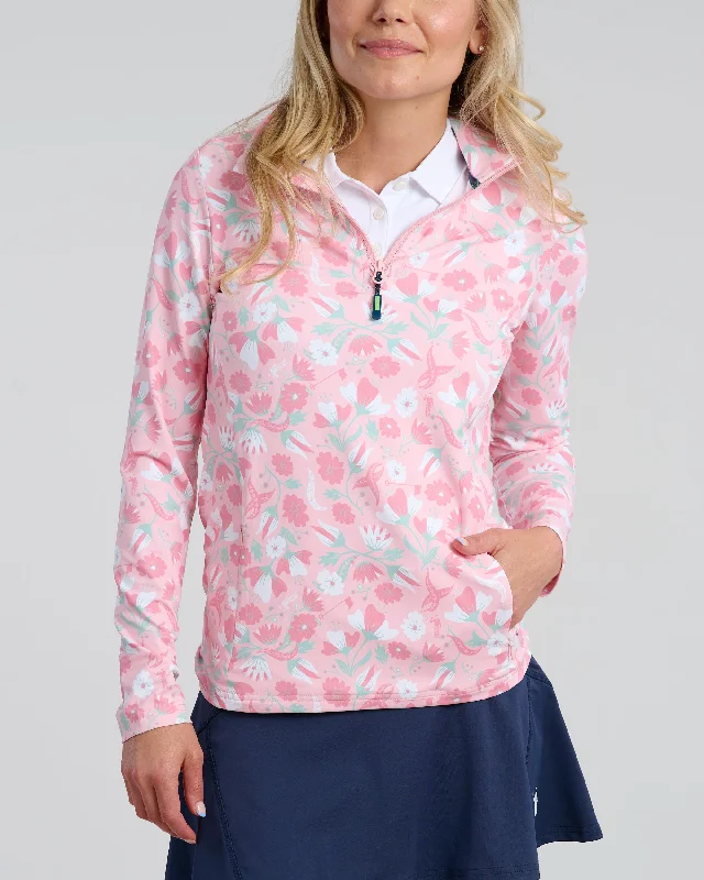 Women's Evening Wear Attire In Bloom Women's Chip Shot Pocket Pullover