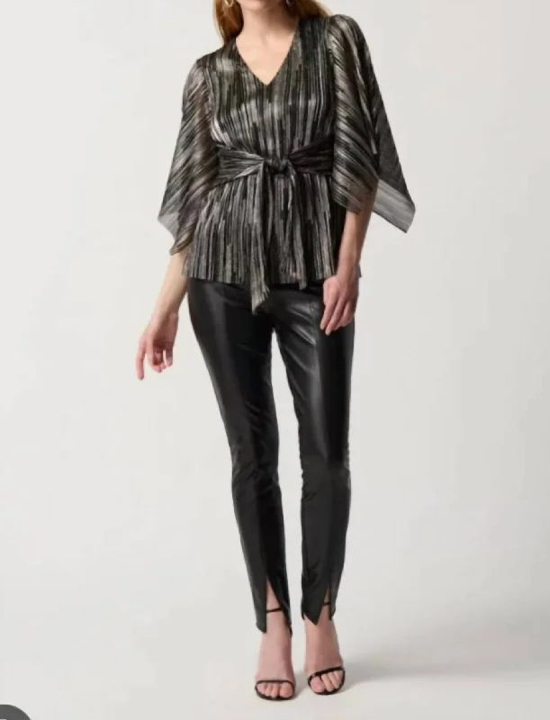 Modern Women's Outfit Pleated Foil Knit Top In Black Gold