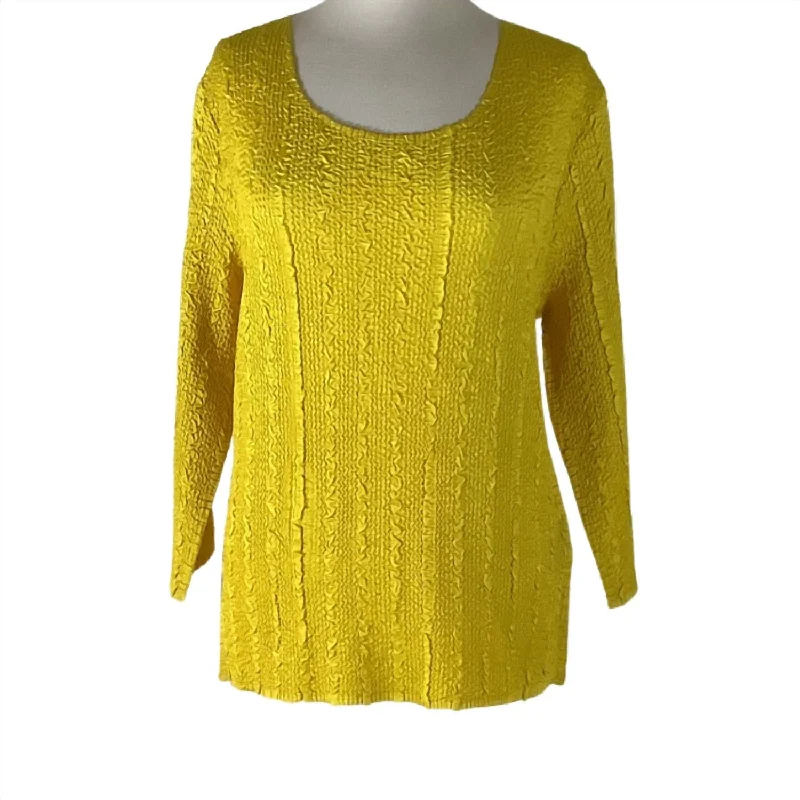 Women's Comfy Attire For Lounging Women's Game Day 3/4 Sleeve Pullover Top In Yellow