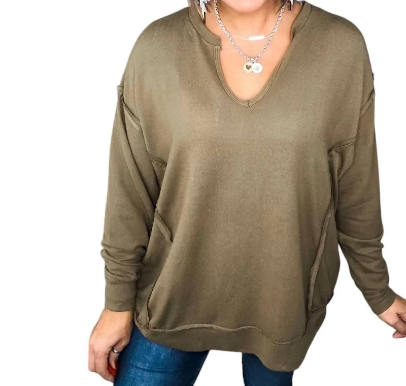 Chic Women's Garments Worth The Wait Pullover In Olive