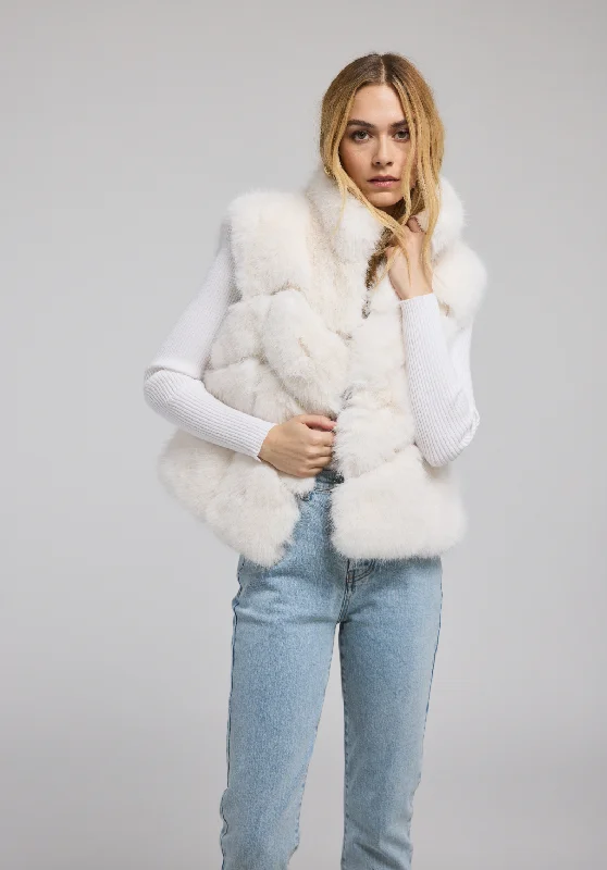 Trendy Boutiques Online Rosario Faux Fur Vest - White