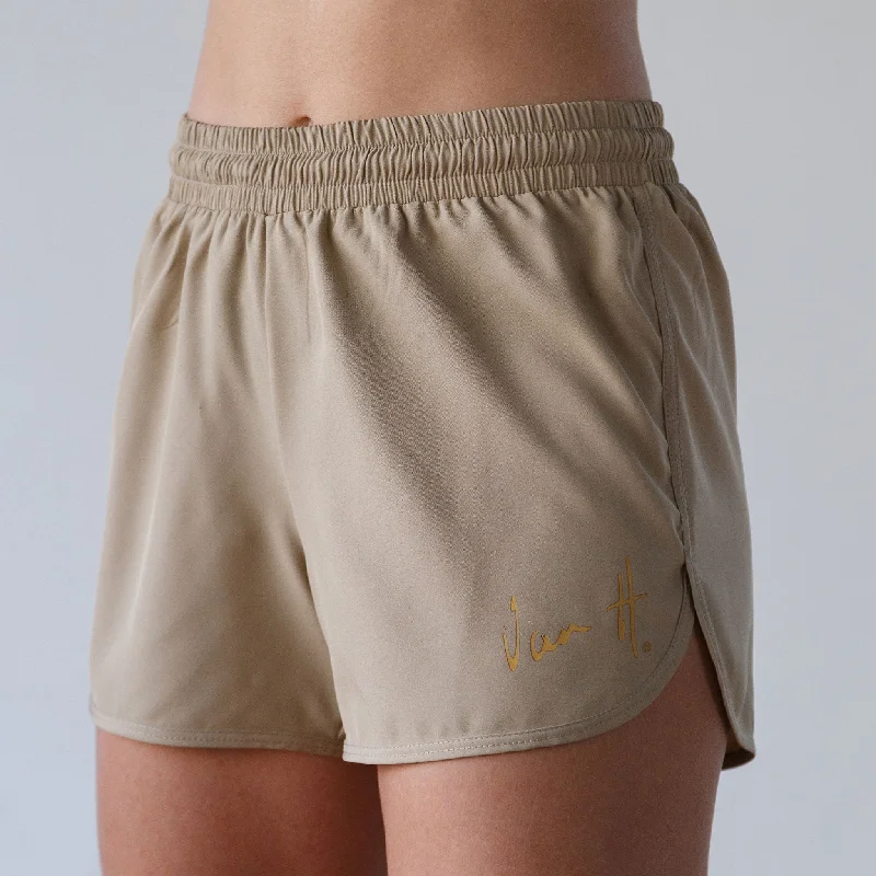 Laid-Back Elegance Women's PRE Running Short Khaki