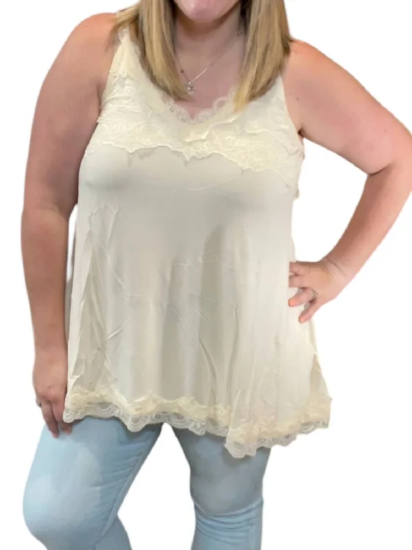 Affordable Women's Fashion Scallop Lace Trim Sleeveless Top In Beige